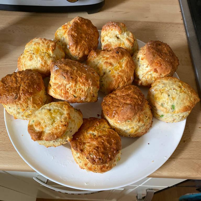 Cheese and spring onion scones