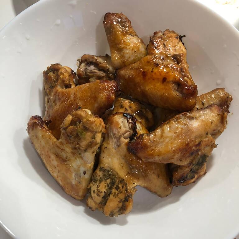 BBQ Chicken Wings with Herbs