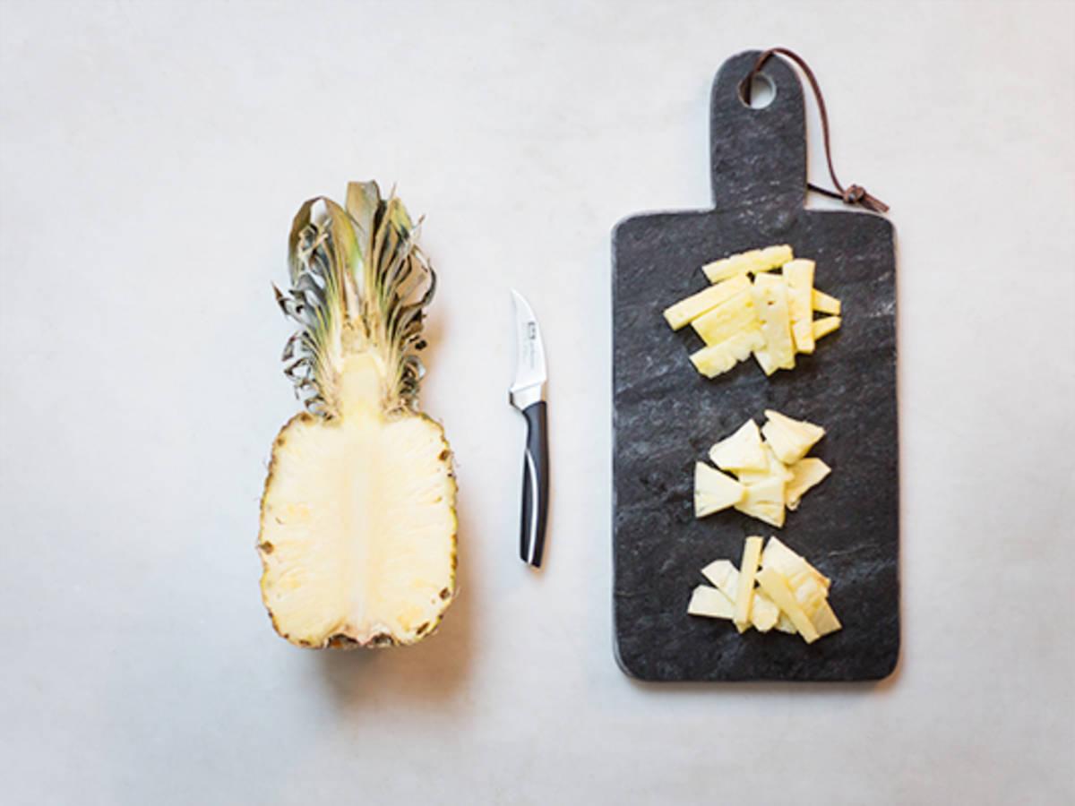 how-to-cut-a-pineapple