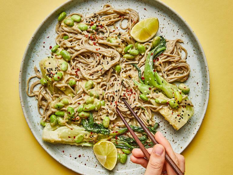Green curry coconut soba noodles