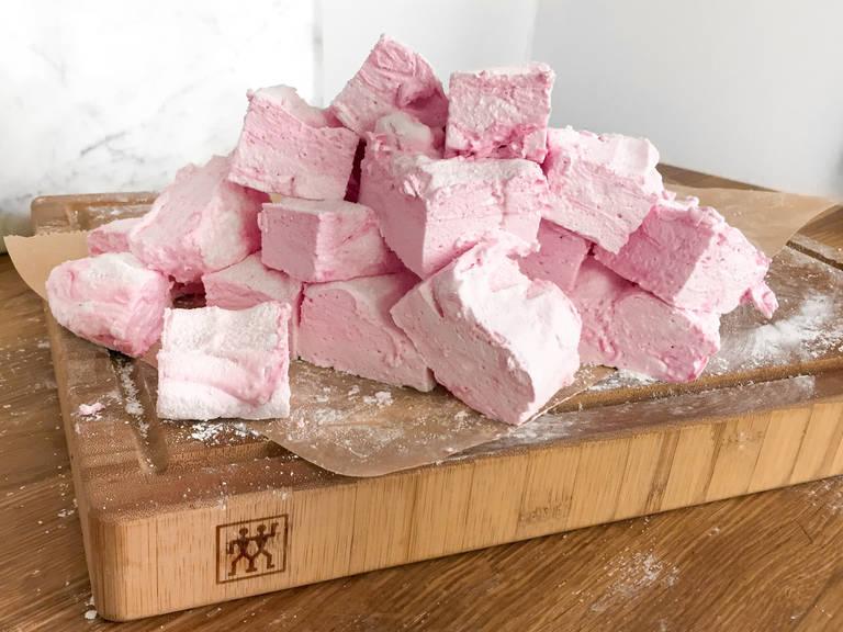 Homemade flavored marshmallows