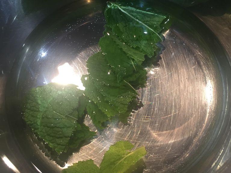 Add mint leaves and let it boil until the water changes colour 