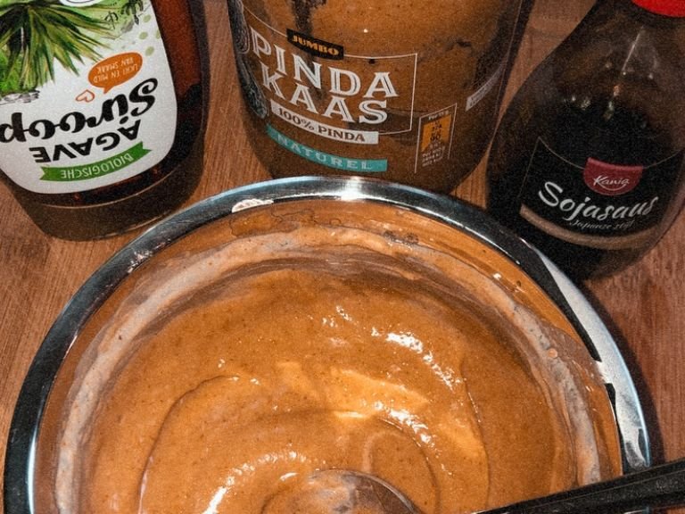 Mix peanut butter, lemon/lime juice, a tiny bit of agave sirup & some soy sauce. Stir until smooth (add some boiled/warm water in case it doesn’t get creamy enough this will help)