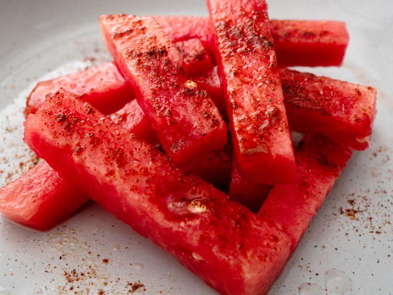 Cut up your watermelon into fry shapes.
