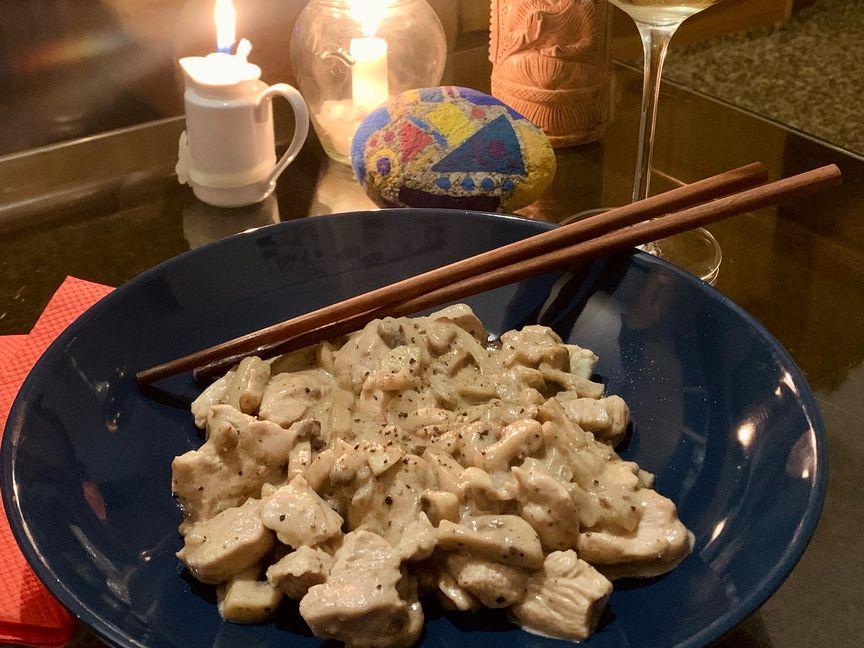 One-pot Chicken with Mushroom and White Wine sauce