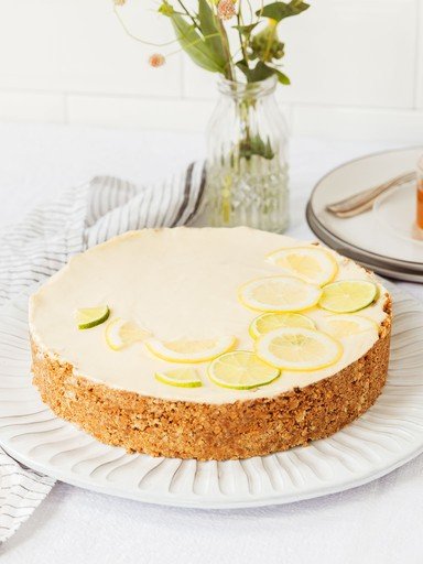No-bake honey and lemon tart