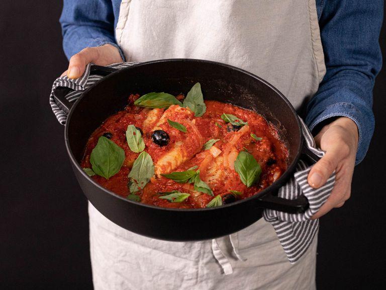 5-ingredient one-pan tomato braised cod
