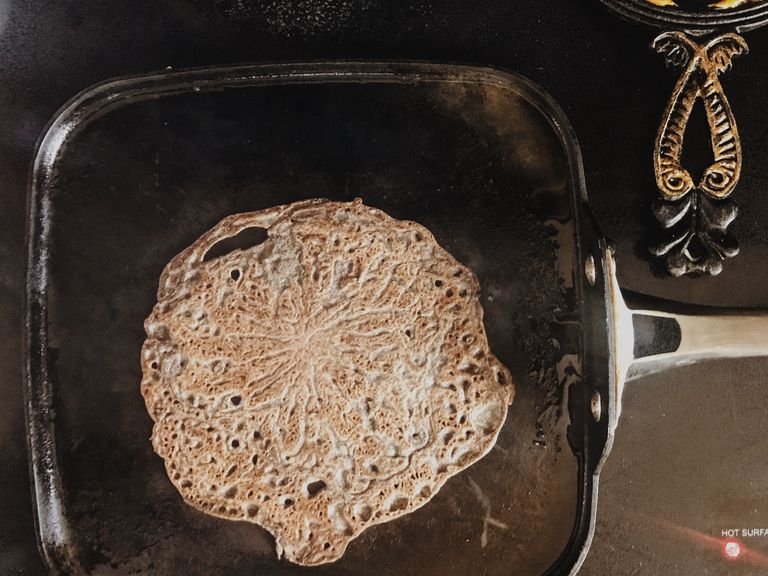 Cook until edges brown (approx. 1 min). Run thin spatula under galette to separate from skillet. Flip galette carefully and let it cook for approx. 10-20 seconds.