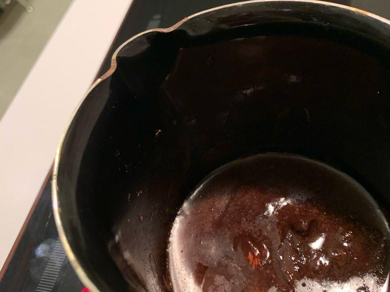 Put the chocolate and butter in a small pan and melt over low heat
