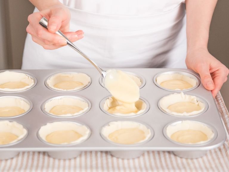 Pour the vanilla cream into each muffin cup until just below the rim. Bake on the middle rack of the oven at 240°C /46°F for approx. 12 – 15 min, or until the cakes are golden brown and caramelized. Enjoy!