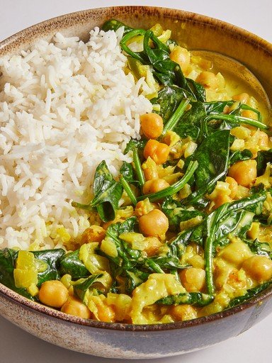 One-Pot-Curry mit Kichererbsen und Spinat
