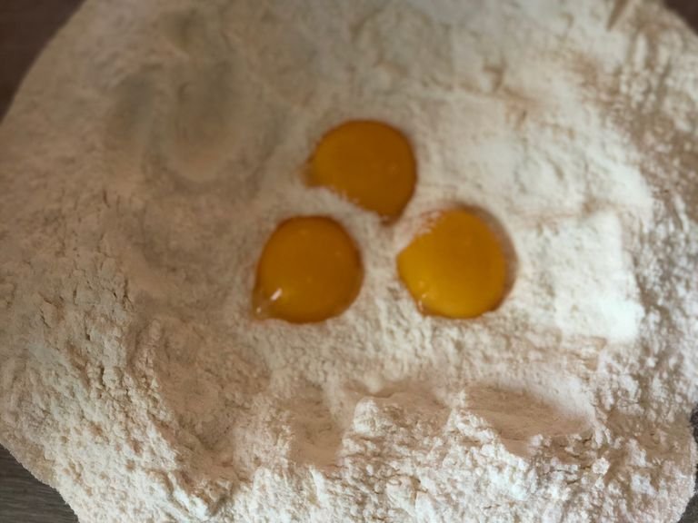 1 step : we need to mix flour and egg yolks