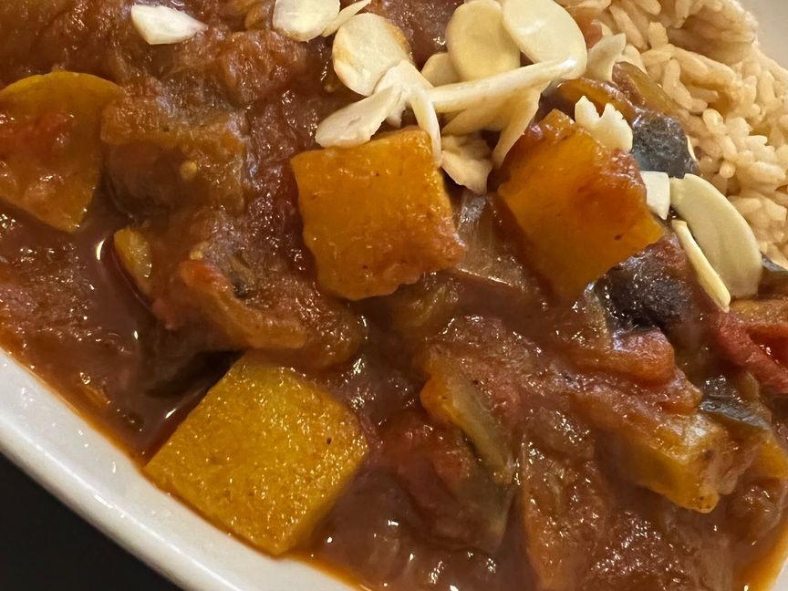 Bombay-Style Aubergine & Potato Curry
