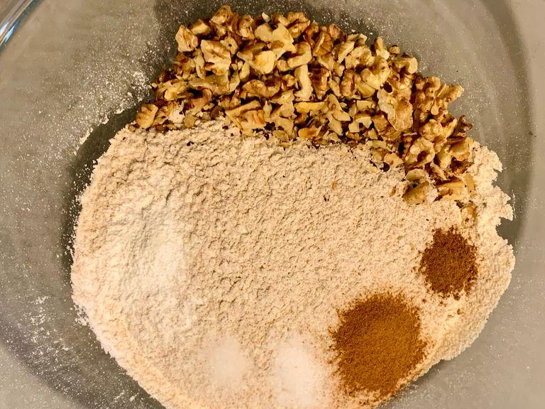 In large bowl mix the dry ingredients and add the chopped nuts, you can replace the walnuts with chocolates chips if you like, but if you prefer the nuts ( walnuts, Hazelnut,) don’t forget to roasted to get an amazing test.