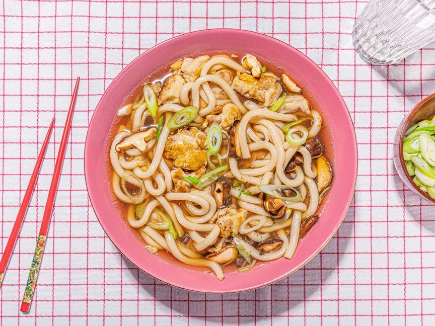 Easy chicken udon soup