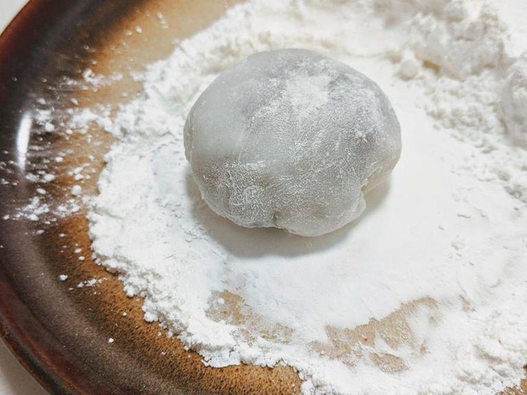 Make it round with both hands if necessary, here you go, the first mochi!