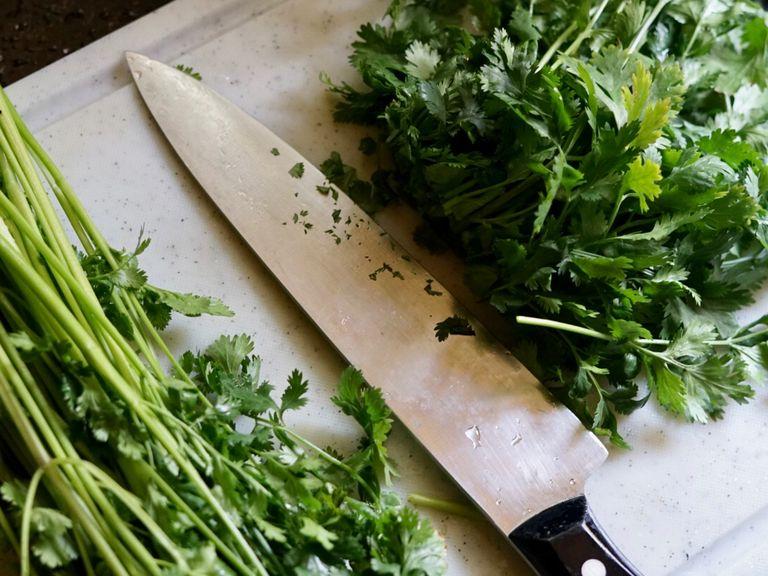 Clean the cilantro. Remove extra leaves from the cilantro, use mainly the stem part.￼
