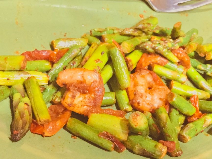 Cayenne Pepper Shrimp and Asparagus
