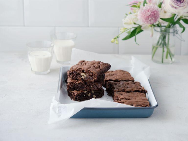 Easy double chocolate chip brownie