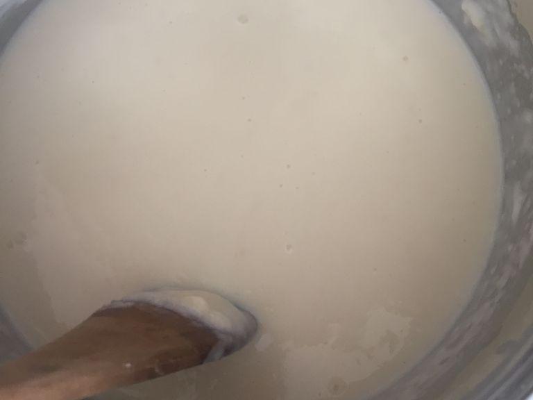 this is what it should look like when all the milk is added. stir until it thickens