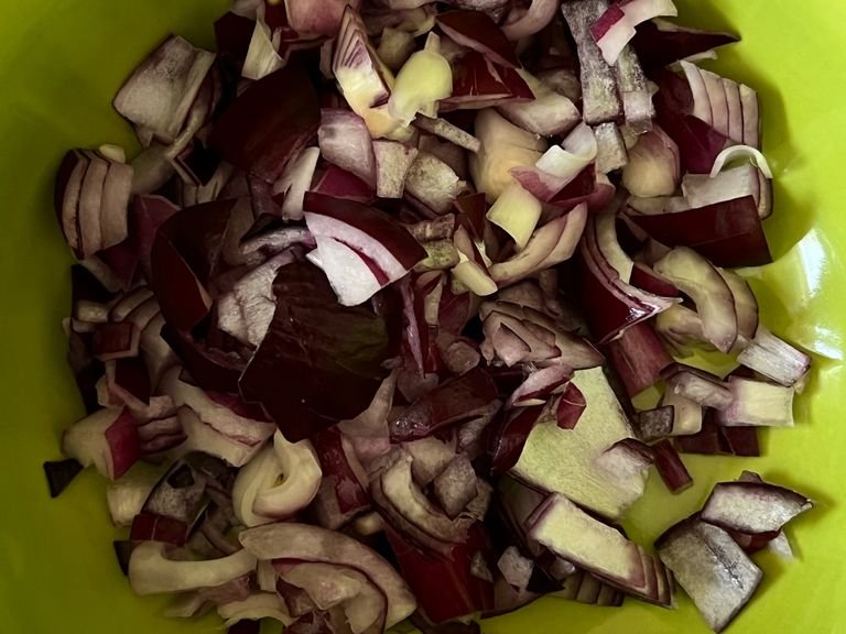 Cut your red onion into small pieces and put them in a bowl.
