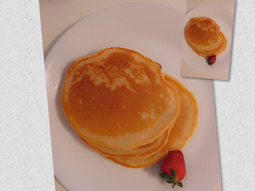 Fluffy dried fruit pancakes