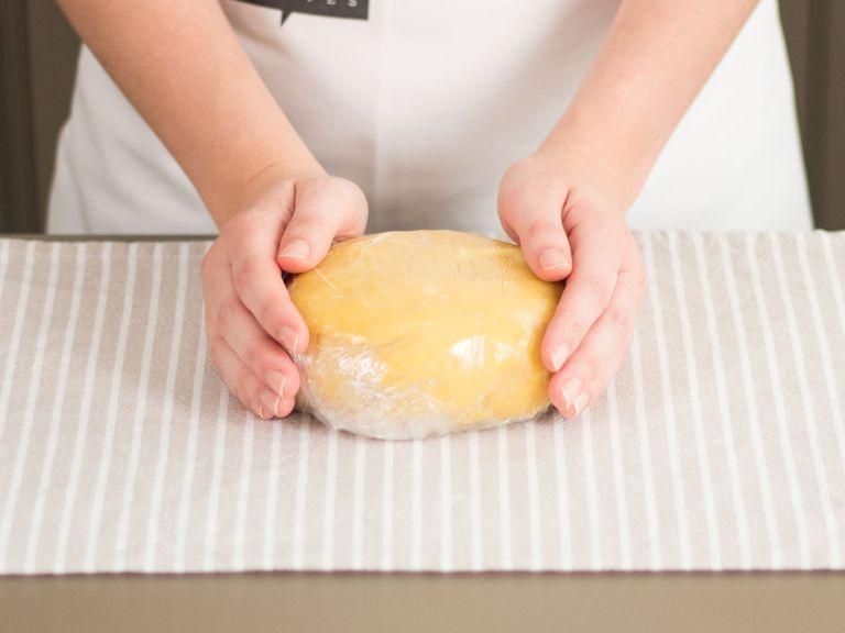 Wrap dough in plastic wrap, transfer to refrigerator, and let rest for approx. 1 h.