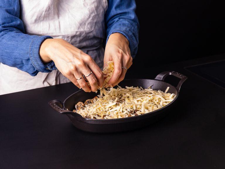 Transfer mushroom mixture to a baking dish. Sprinkle grated Gruyère all over the top, then cover with breadcrumbs. Drizzle with olive oil and season with more salt and pepper. Bake at 200°C/425°F until the breadcrumbs are golden brown and crisp, approx. 20 min. Serve immediately and enjoy!