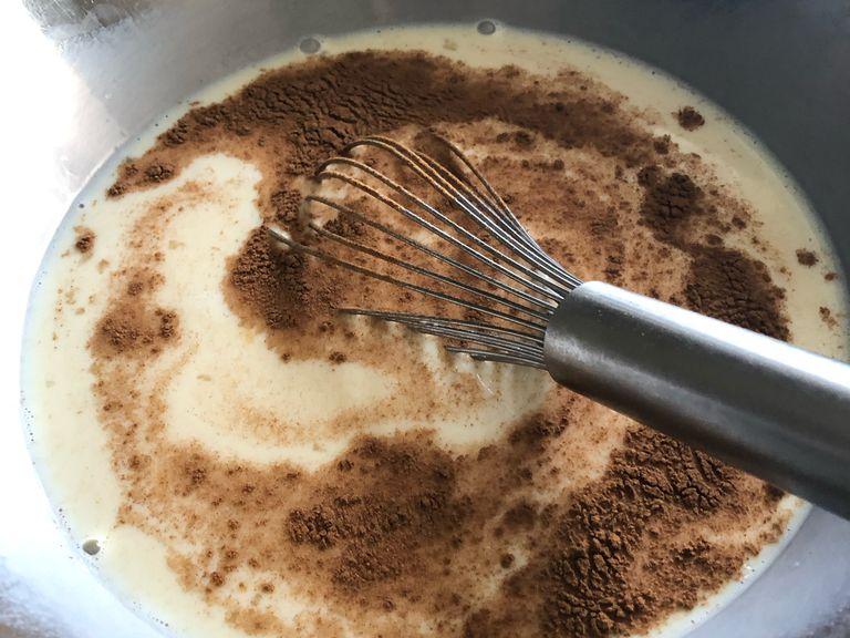 Add ground cinnamon to the egg mixture.
