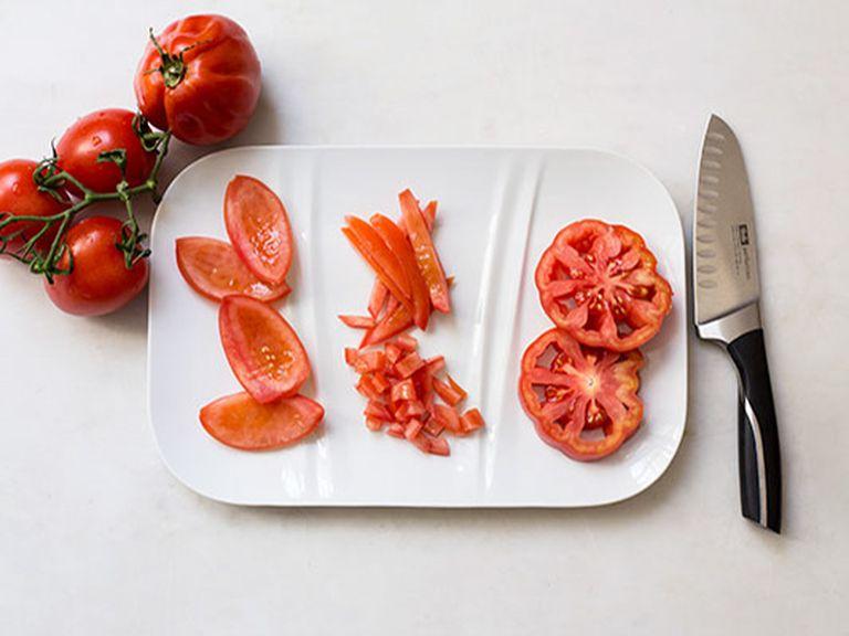 How to cut tomatoes
