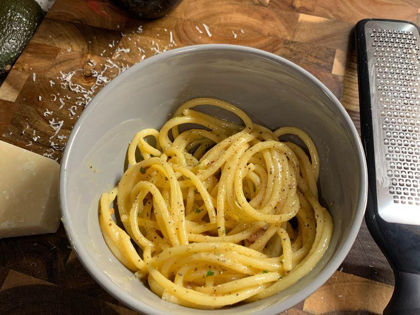 Easy Delicious Pasta Carbonara